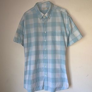 Sonoma Button down t-shirt short sleeve!
